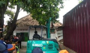 Ditanya Soal Tunggakan Biaya Sewa Rumah, Penghuni Nyatakan Tidak Tahu Persis