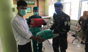 Denpom II/3 Lampung Berikan APD ke Puskesmas dan Rumah Sakit