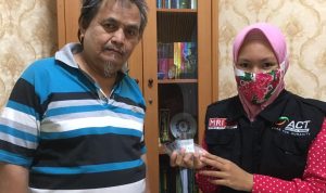 Baitul Mal Nusantara Gandeng Global Zakat-ACT Lampung Salurkan Zakat Berupa Dirham