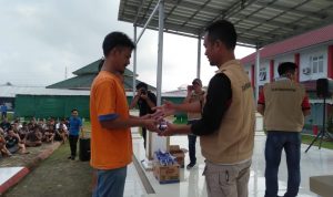 Rutan Bandar Lampung Bagikan Peralatan Mandi kepada Tahanan dan Narapidana