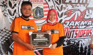 Dinilai Sebagai Tokoh Muda, JakMania Metro Beri Penghargaan Anna Morinda