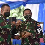 Mayjen TNI Chandra W Sukotjo Resmi Gantikan Letjen TNI Dodik Wijanarko Jabat Danpuspomad