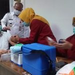 110 Pegawai Disdukcapil Bandar Lampung Terima Vaksin Covid-19 Tahap Dua