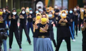Riana Adakan Silaturahmi dan Senam Pagi Bersama Para Guru, Purna Bhakti dan Alumni SMAN 1 Bandar Lampung