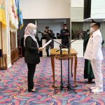 Wagub Chusnunia Chalim Lantik Penjabat Bupati Pesisir Barat Bambang Sumbogo