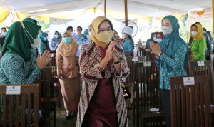 Ibu Riana Sari Arinal Buka Lomba Masak Serba Ikan Tingkat Provinsi Lampung di PKK Agro Park Sabah Balau