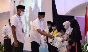 Total Rp320 Juta, YBM PLN UID Lampung Santuni Mustahik