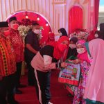 Beri Bantuan Anak Yatim, Walkot Bandar Lampung Harap Bank Syariah Bantu Masyarakat Kurang Mampu