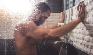 Lupa Mandi Besar Saat Berpuasa, Batalkah?