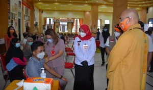 Walkot Bandar Lampung Ingatkan Masyarakat Pentingnya Vaksinasi