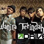 Lirik dan Chord Lagu Wanita Terindah – Drive
