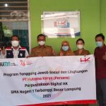 Mudahkan Siswa Akses Buku Tanpa Berkerumun, HK Beri Bantuan Pustaka Digital ke SMA N 1 Terbangi Besar