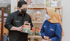 Kunjungan ke Cirebon, Menteri BUMN Apresiasi PLN Dukung 8 Ribu UMKM Hadapi Pandemi