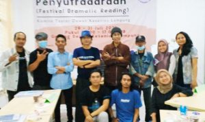 FDR Gelar Diskusi Bedah Karya