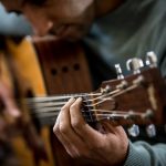 Chord Gitar dan Lirik Manusia Setengah Dewa Iwan Fals, Kunci Dasar C