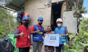 Donasi Pegawai PLN Wujudkan Mimpi 1.629 Keluarga Dapatkan Listrik