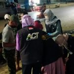 Ronda Malam, ACT Bandar Lampung Keliling kota bagikan Paket Makanan ke Pekerja Informal