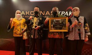 Lampung Sabet Penghargaan Provinsi Terbaik Dalam Inovasi Pengembangan Akses Keuangan di Sektor Pertanian dalam TPAKD Award 2021