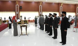 Lantik Delapan Pejabat Struktural, Wali Kota Eva Dwiana: Harus Bekerja Sesuai Tupoksi