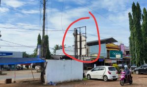 Papan Reklame di Pasar Pekalongan Dikeluhkan Warga, Begini Kondisinya