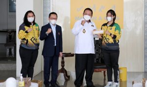 Berhasil Masuk 10 Besar, Gubernur Arinal Berikan Bonus kepada Atlet dan Pelatih Peraih Medali PON XX