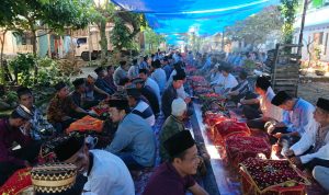 Dua Tahun Terbatas Covid-19, Warga Pekon Penengahan Antusias Gelar Tradisi ‘Ngejalang Balak’