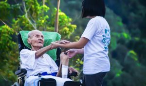 Harus Sabar Maksimal, Ini Alasan Mengapa Lansia Lebih Mudah Marah dan Sensitif