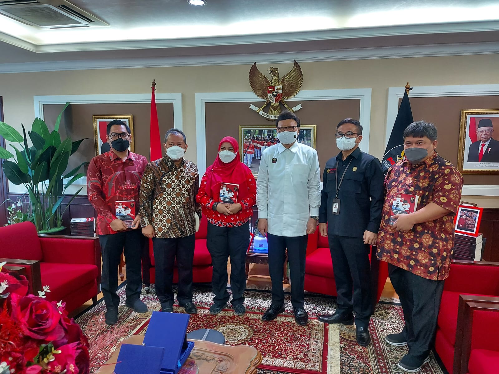 Eva Dwiana Kunjungi Kemenpan RB dalam rangka membahas kegiatan APEKSI 2022 yang akan diselenggarakan dalam waktu dekat ini || Foto: Dok. Kominfo