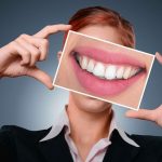 7 Tips Perawatan Gigi yang Mudah di Rumah, Nanas Bisa Jadi Pilihan