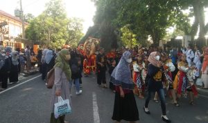 Pawai Budaya Nusantara Meriahkan Hari Jadi ke-85 Kota Metro