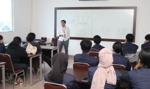 Wujudkan Lulusan Andal, Prodi DKV IIB Darmajaya Gelar Tutor Day