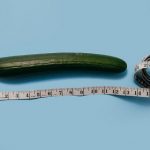 Ukuran penis bisa menyusut karena beberapa faktor. Hal yang paling umum adalah karena kelebihan berat badan || Photo by charlesdeluvio on Unsplash || 5w1hindonesia.id