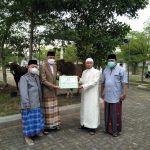 Idul Adha 2022, Pj Bupati Pringsewu Serahkan Dua Ekor Sapi ke Masjid Asmaul Husna