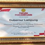Gubernur Lampung Terima Penghargaan dari Mentan Syahrul Yasin Limpo