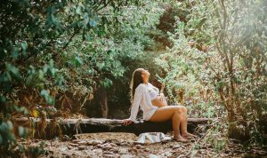 Mitos Potong Rambut Saat Hamil yang Bisa Sebabkan Kelainan Pada Bayi