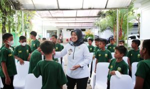 Ikuti Festival Nasional Sepak Bola Piala Menpora di Bekasi, Wagub Chusnunia Lepas Kontingen Forsgi Lampung