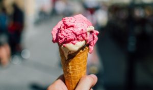 Adakah Manfaat Es Krim untuk Ibu Hamil? Berikut Penjelasannya!