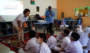 Peringati Hari Guru, Kemenkeu Gelar Kegiatan Kemenkeu Mengajar 7 di Bandar Lampung