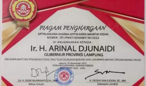 Gubernur Lampung Terima Penghargaan Satyalancana Aditya Karya Mahatva Yodha