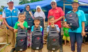 Peduli Anak-anak Korban Gempa Cianjur, PLN Berikan Perlengkapan Belajar