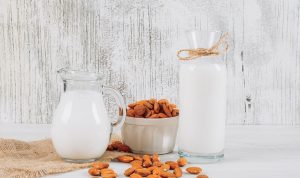 Aman dan Tak Bikin Mual, Ini 3 Jenis Susu untuk Asam Lambung
