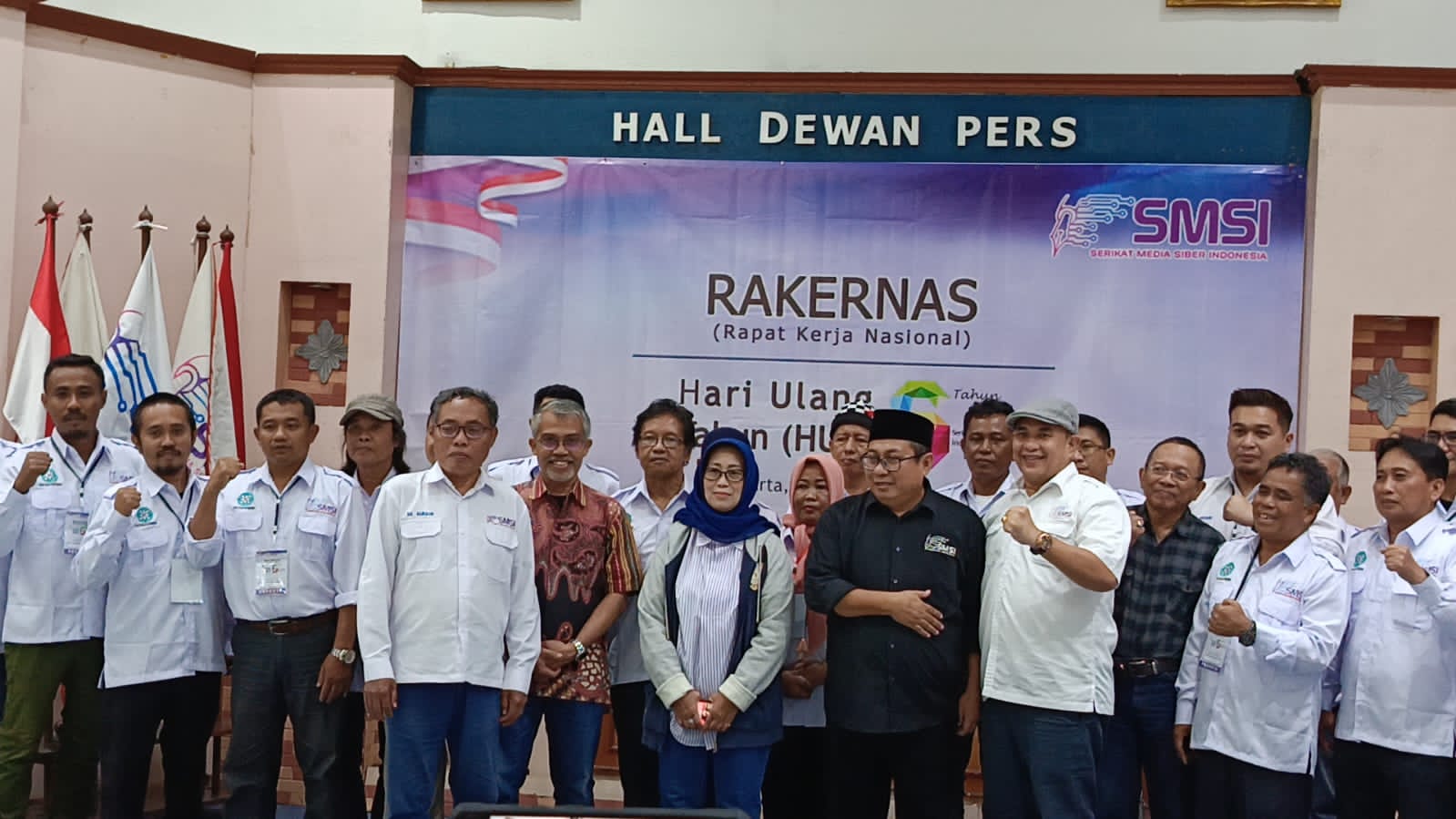Pengukuhan Forum Pemred SMSI Pusat dan Penanggung Jawab Daerah se-Indonesia oleh Ketua Umum SMSI Firdaus di Hall Dewan Pers, Jakarta || Foto: Dok. SMSI Kota Bandar Lampung