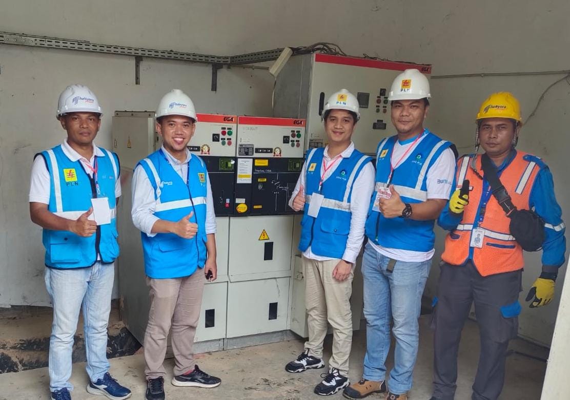 PT PLN Unit Induk Distribusi Lampung siapkan personel dan back up supply berupa penyulang dan genset tambahan untuk memastikan pasokan listrik selama kunjungan kerja Ibu Negara Iriana Joko Widodo || Foto: PLN UID Lampung
