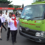 Walikota Eva Dwiana menerima langsung bantuan dari PT. Bukit Asam || Foto: 5W1HINDONESIA.ID