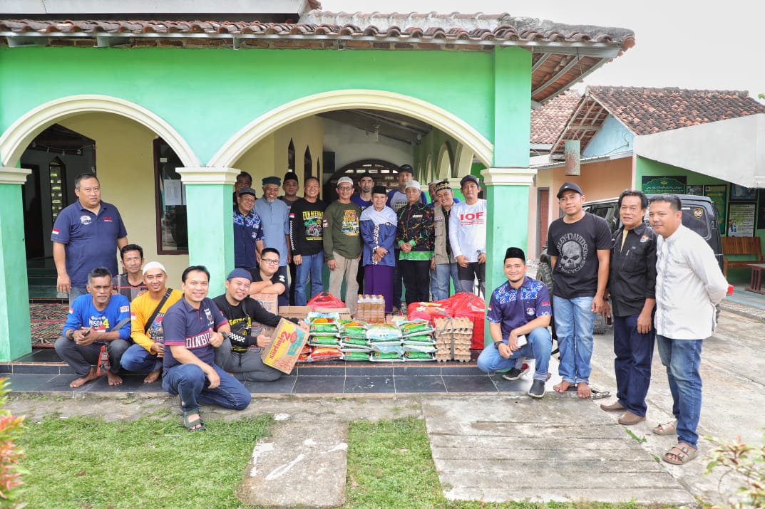 SKIn Lampung bersama LKKS Provinsi Lampung mengunjungi beberapa tempat, guna memberikan sedekah Ramadan || Foto: Istimewa