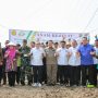 Suasana acara Gerakan Tanam Kedelai di Pekon Banjarmasin, Kecamatan Bulok, Kabupaten Tanggamus || Foto: Adpim Pemprov Lampung