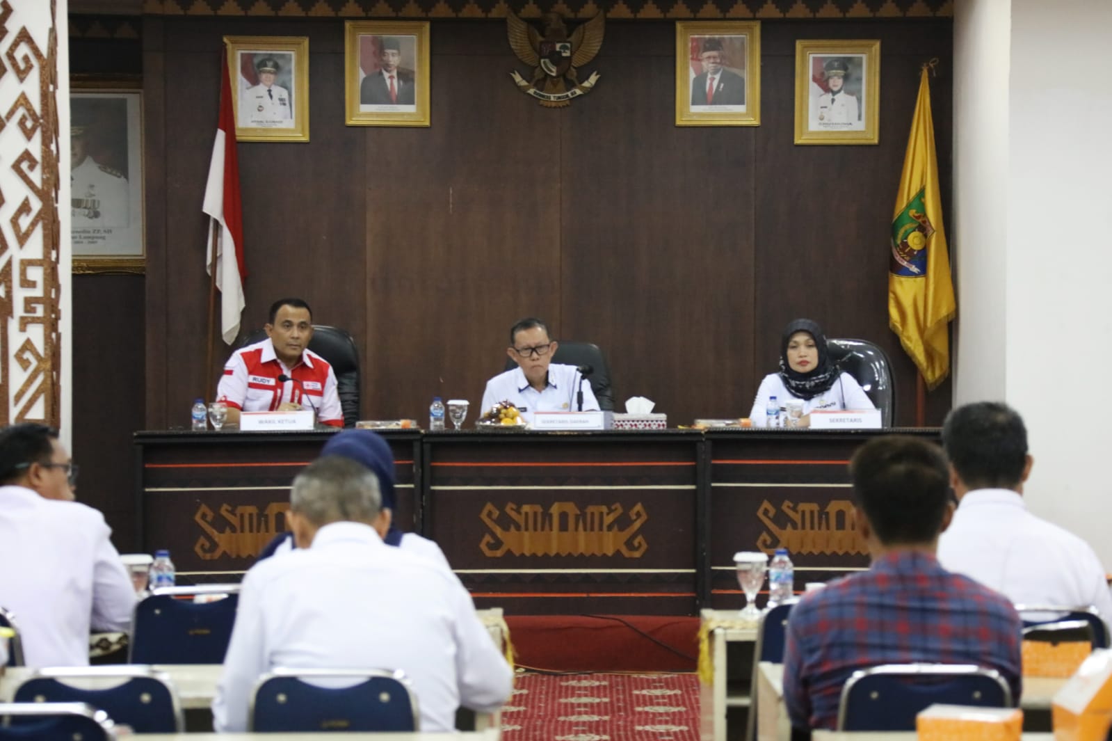 Sekdaprov Lampung, Fahrizal Darminto memimpin Rapat Persiapan penyelenggaraan kegiatan Jumpa Bakti Gembira Palang Merah Remaja (JUMBARA PMR) Tingkat Nasional IX || Foto: Dinas Kominfotik Provinsi Lampung
