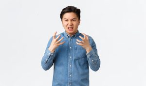 5 Bacaan Doa Sakit Hati, Bisa Meredakan Dendam dan Amarah!