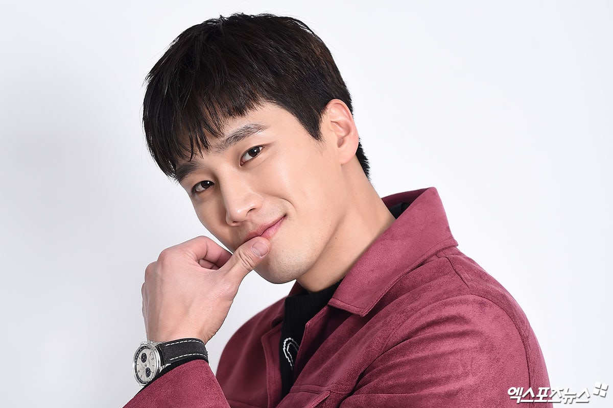 drama Ahn Bo HyunIlustrasi Tanda Tanda Datang Bulan || Photo by Lifestylememory on Freepik || 5W1HINDONESIA.ID