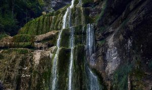 Harga Tiket Curug Kawung, Jam Operasional, Serta Daya Tariknya